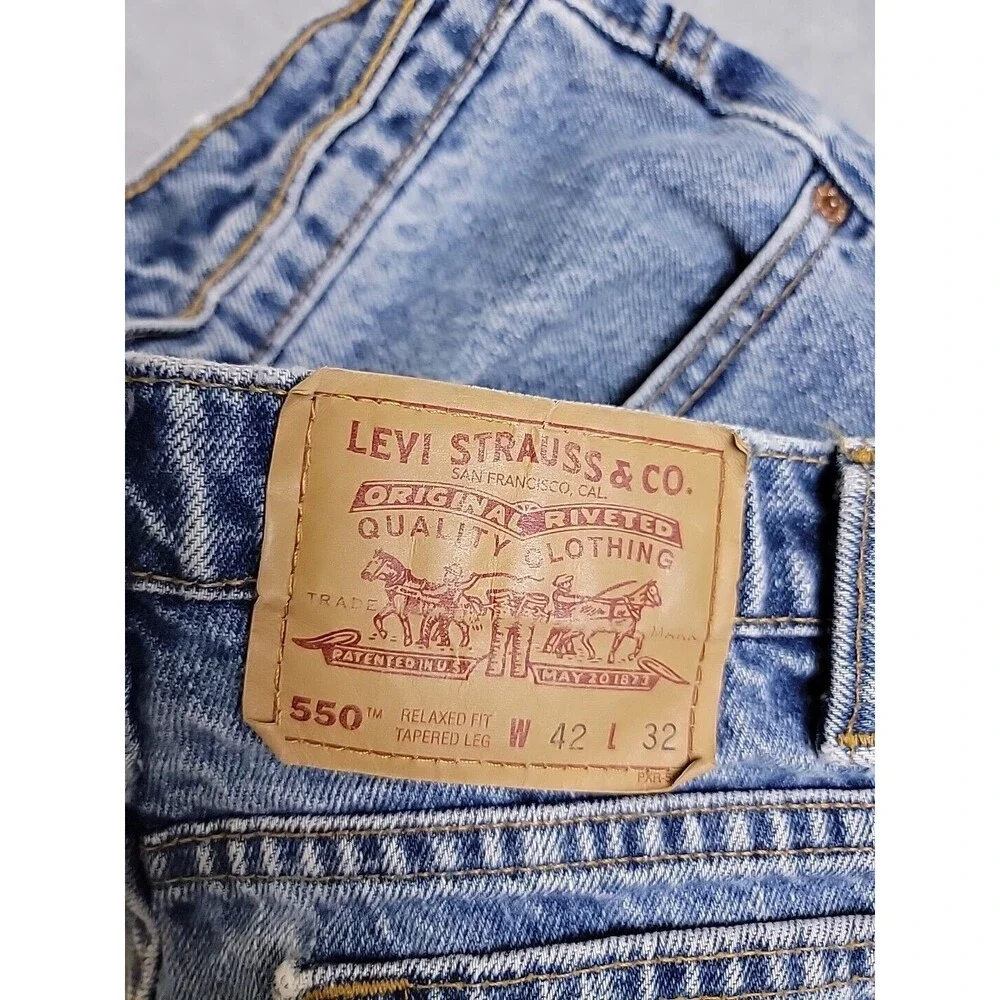 Vintage Levis 550 Jeans Mens 42x32 (40x31) Baggy Light Blue High Rise Cotton 90s